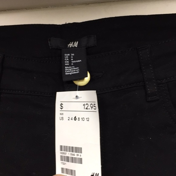 H&M Shorts - Picture 3 of 3